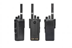 MOTOROLA DP4400E VHF / UHF 